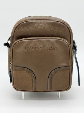 Louis Vuitton Taupe Brown Leather Men’s Messenger Crossbody